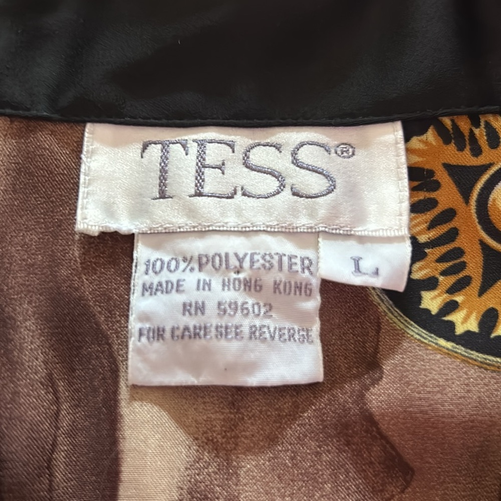 Gorgeous Tess Blouse - Picture 4 of 4